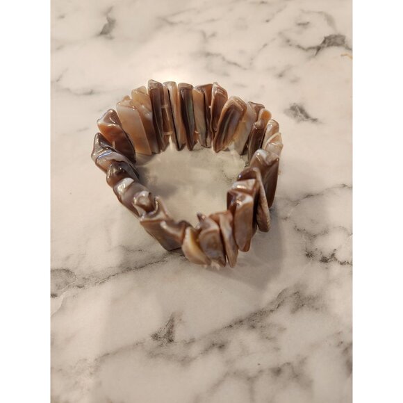 Vintage Mother Of Pearl Abalone Shell Stretch Bracelet - Picture 2 of 4